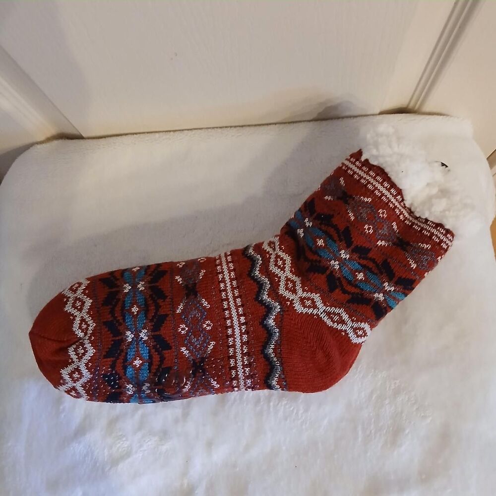 Muk Luks Fair Isle Pattern shea butter infused sherpa lined cabin slipper socks - Picture 3 of 3